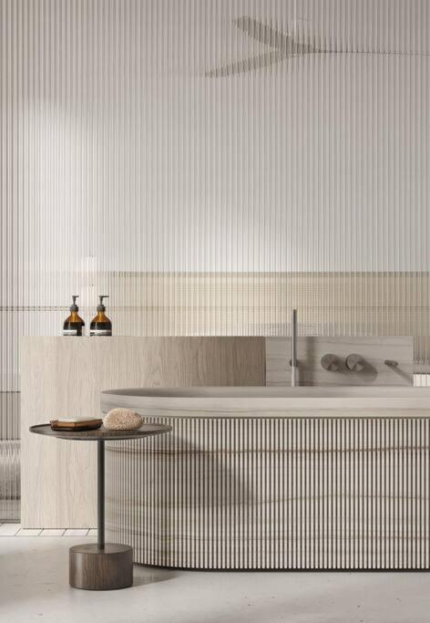 Magnificence Linen Apartment